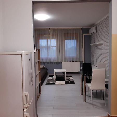Pipacs Apartment เบเกซซาบา ภายนอก รูปภาพ